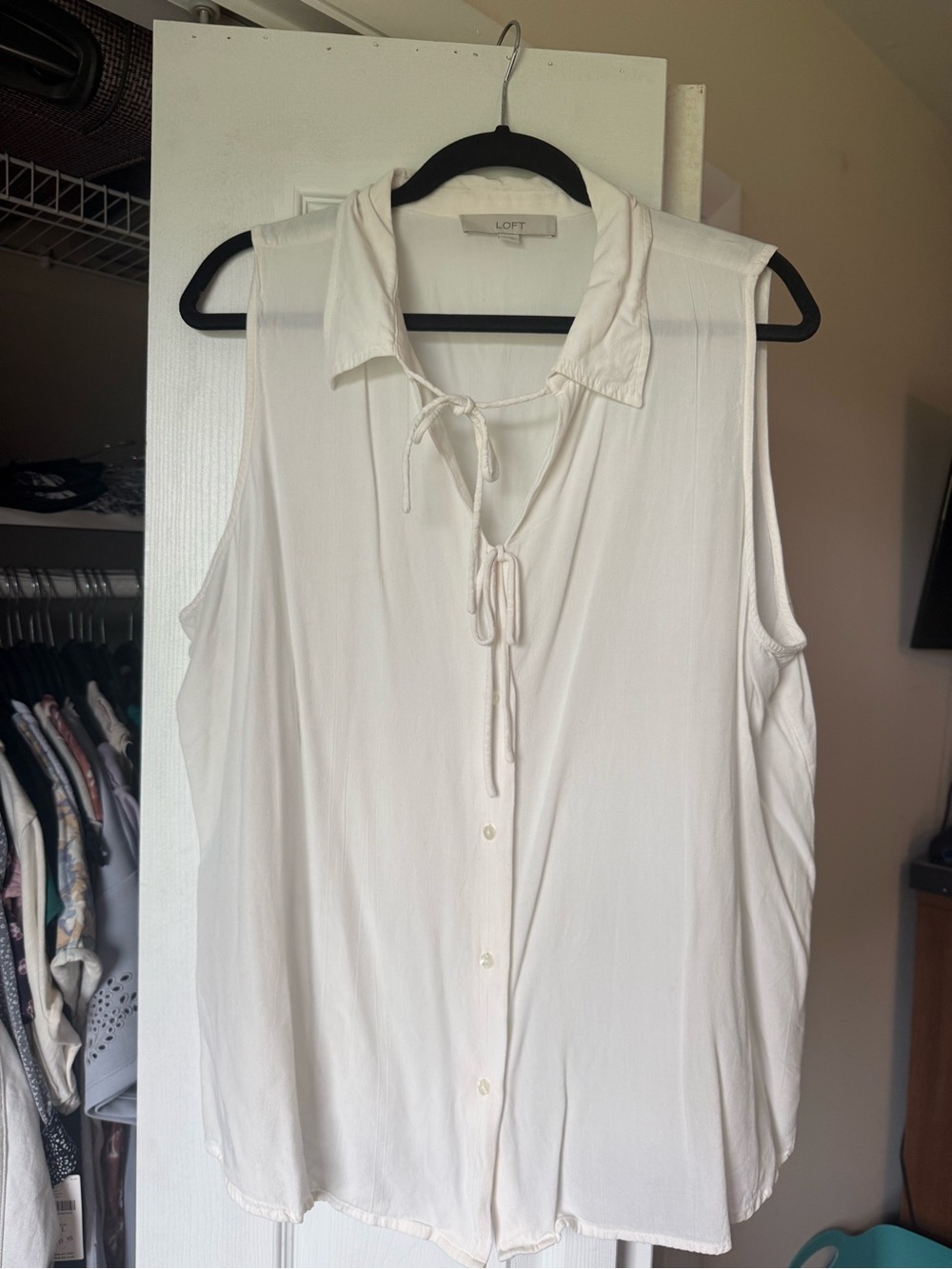LOFT Cream Sleeveless Tie-Neck Button Front Blouse